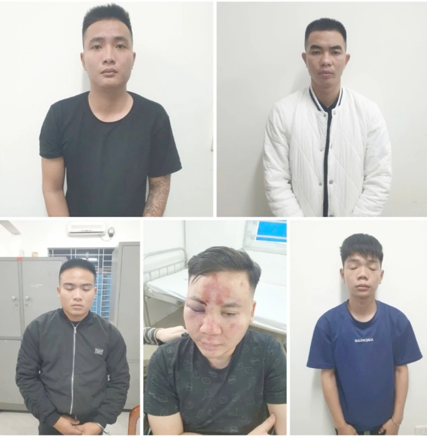 ô tô- lao vào đám đông.jpg