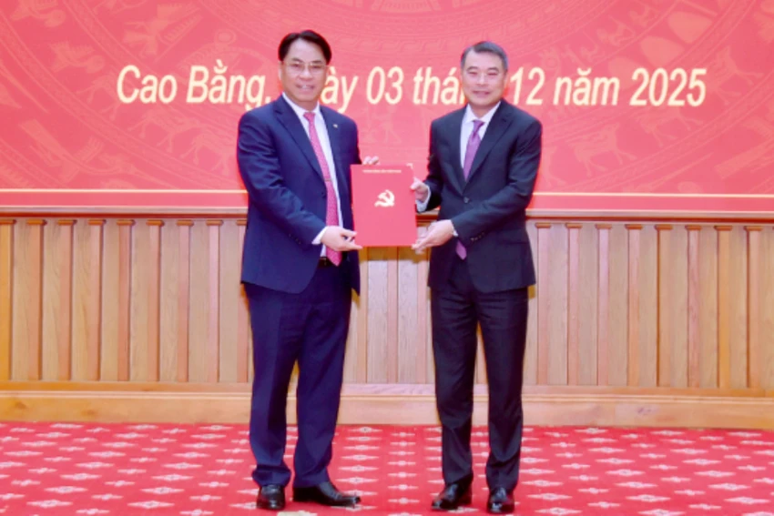 cong-bo Bí thư Tỉnh ủy Cao Bằng.jpg