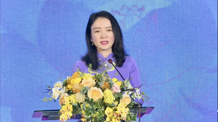 tinh-nghe-an-trao-giai.jpg