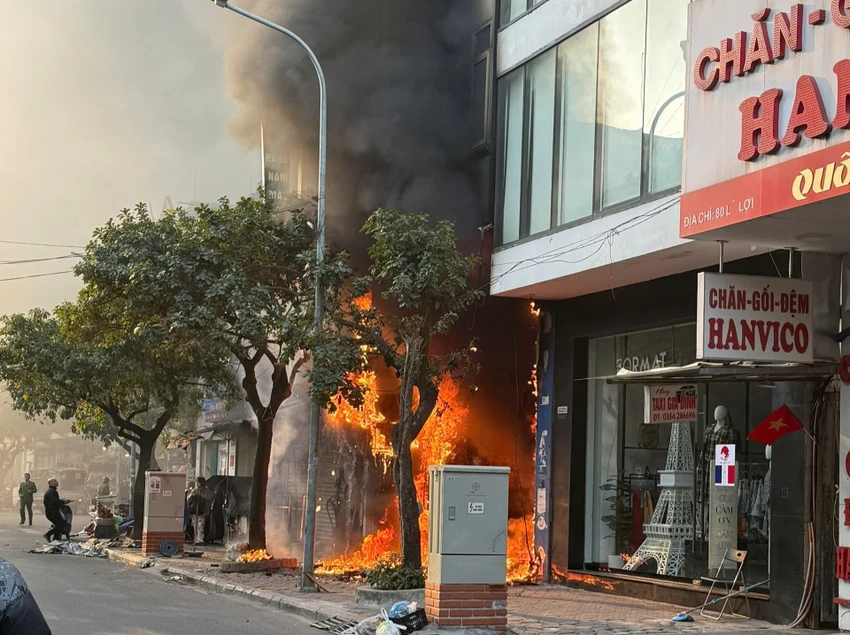 vu-chay-nha-Ha-Noi.jpg