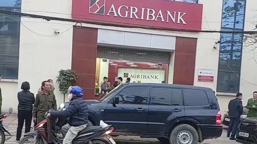 bat-ten-cuop-ngan-hang.jpg