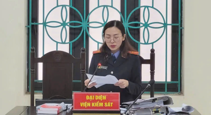 2-sieu-trom.jpg