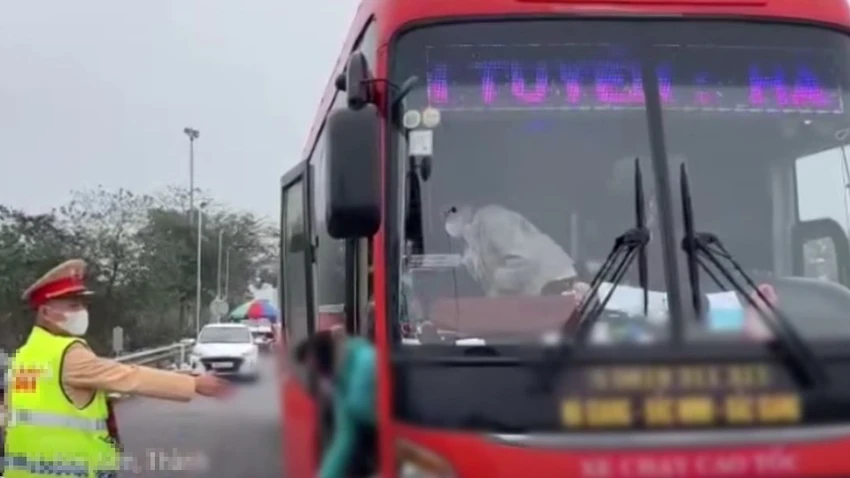 xe-khach-45-cho.jpg
