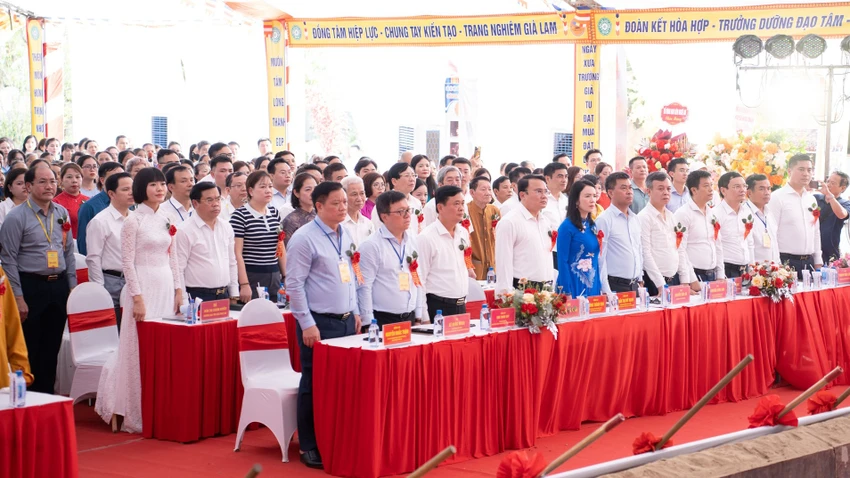 dai-bieu.jpg