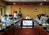 Toàn dân hạn chế ra khỏi nhà, nếu đi giữ khoảng cách 2 m