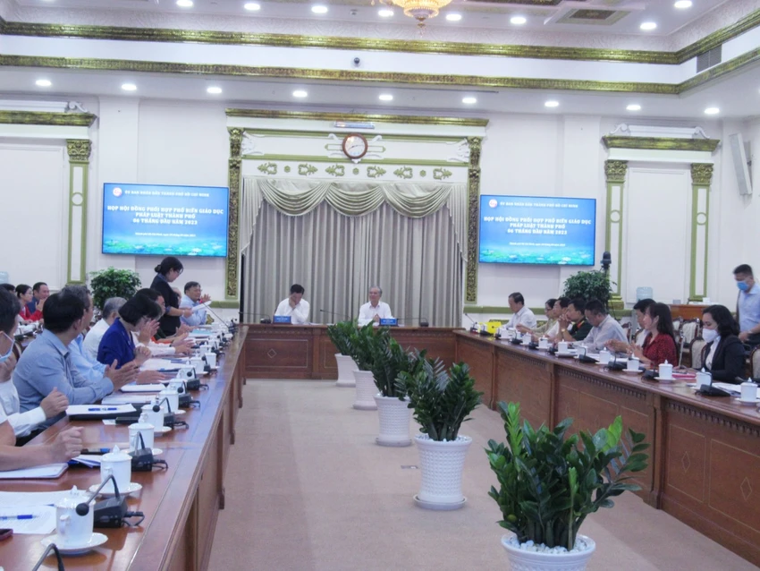Quang cảnh hội nghị. Ảnh: YC