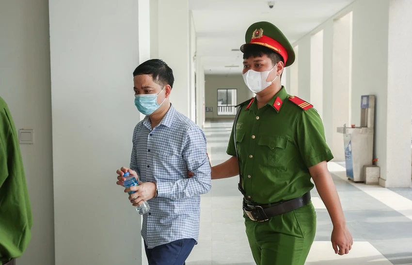 Bị cáo Phạm Trung Kiên bị VKS đề nghị mức án tử hình. Ảnh: Phi Hùng Bị cáo Phạm Trung Kiên bị VKS đề nghị mức án tử hình. Ảnh: Phi Hùng