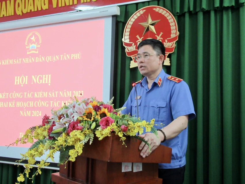 VKSND-quan-tan-phu-Vien-truong-vksndtp.jpg