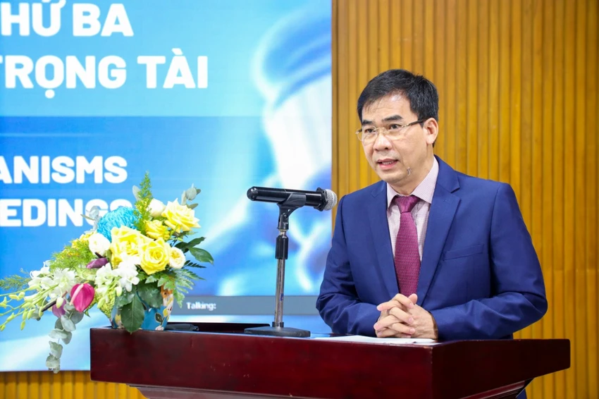 Trong-tai-TS-son.jpg