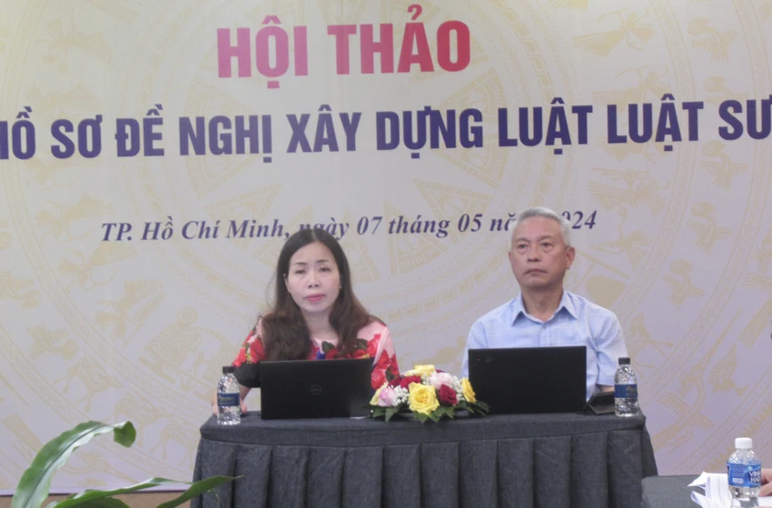 luat-su-chu-tri.JPG
