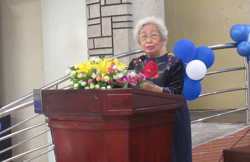 mai-am-hoa-hong-ba-thuan.jpg
