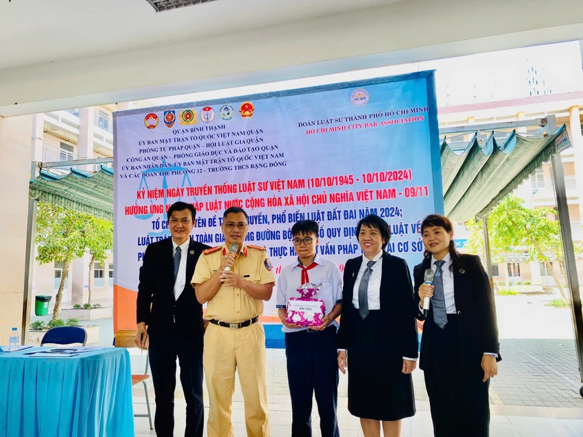 bao-luc-hoc-duong-GT.jpg
