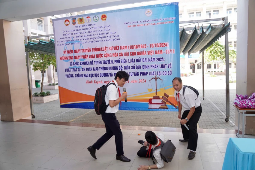 bao-luc-hoc-duong-TP.jpg