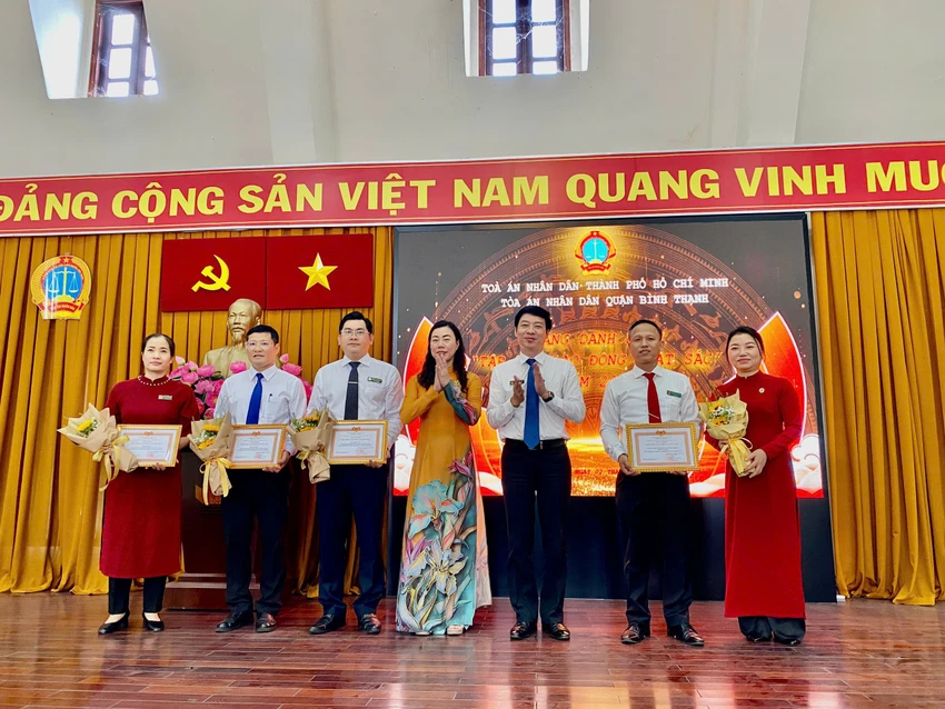 TAND-quan-binh-thanh-tập thể xuất sắc.jpg