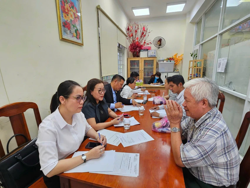 hội luật gia