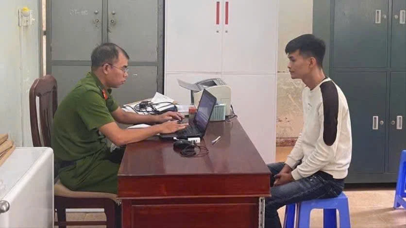 nam thanh niên