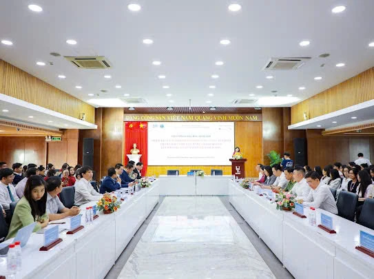 hien-phap-qc.jpg