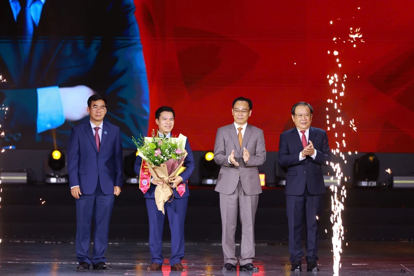 tinh-hoa-phap-ly-thay-dai.jpg