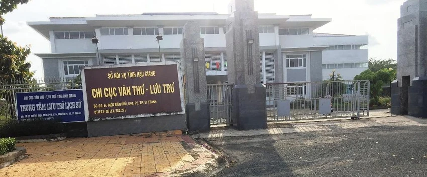 Chuyển công an làm rõ sai phạm ở Chi cục Văn thư Hậu Giang ảnh 1