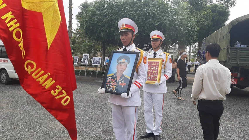 Đất sen hồng chờ đón anh hùng phi công Nguyễn Văn Bảy ảnh 9
