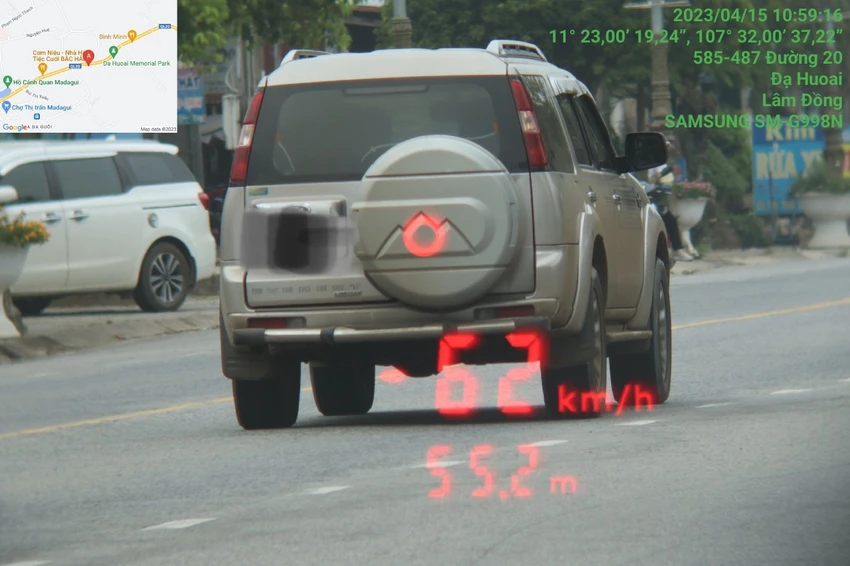 Ô tô vi phạm tốc độ. Ảnh: VT Ô tô vi phạm tốc độ. Ảnh: VT