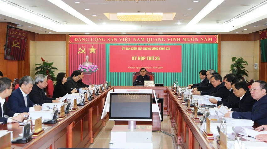 Cơ quan nào có thẩm quyền thi hành kỷ luật đảng viên là Ủy viên Ban Chấp hành Trung ương, Uỷ viên Bộ Chính trị