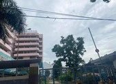 Nam tiếp viên cách ly mà đi xuyên khu: Quản lý lỏng lẻo? 