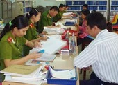 Bán nhà, chuyển nơi ở, có phải làm sổ hộ khẩu mới?