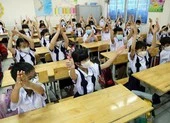 Mở cửa trường học: Giáo viên, học sinh bản lĩnh, phụ huynh lo ngại 