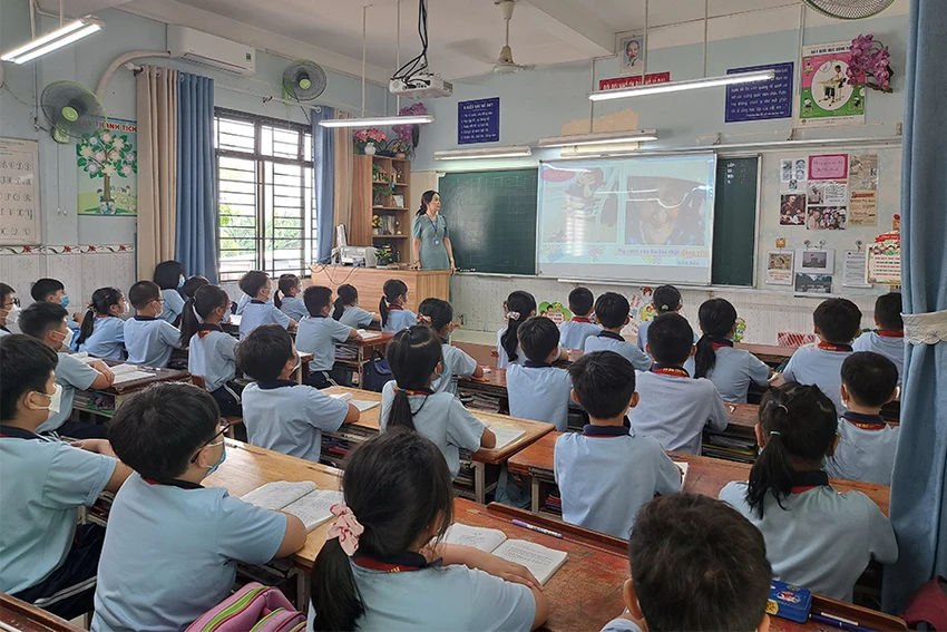 Trường Tiểu học Lương Thế Vinh, quận Gò Vấp là trường đầu tiên thí điểm “lớp học động”. bẢnh: NTCC Trường Tiểu học Lương Thế Vinh, quận Gò Vấp là trường đầu tiên thí điểm “lớp học động”. bẢnh: NTCC