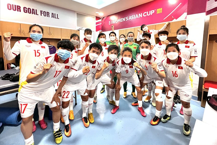 Toàn đội đã vượt qua và đoạt vé dự World Cup lịch sử. Ảnh: VFF Toàn đội đã vượt qua và đoạt vé dự World Cup lịch sử. Ảnh: VFF