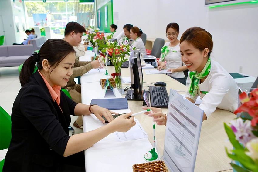 Chính sách hỗ trợ lãi suất 2% vướng nhiều rào cản khiến các doanh nghiệp gặp khó khi tiếp cận gói vay. Ảnh: NGUYỆT NHI Chính sách hỗ trợ lãi suất 2% vướng nhiều rào cản khiến các doanh nghiệp gặp khó khi tiếp cận gói vay. Ảnh: NGUYỆT NHI