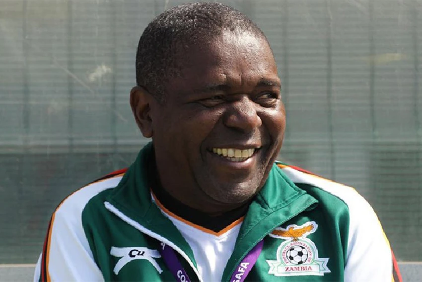 HLV Bruce Mwape, người bị tố cáo đã tấn công tình dục các nữ tuyển thủ Zambia. Ảnh: GETTY IMAGES HLV Bruce Mwape, người bị tố cáo đã tấn công tình dục các nữ tuyển thủ Zambia. Ảnh: GETTY IMAGES