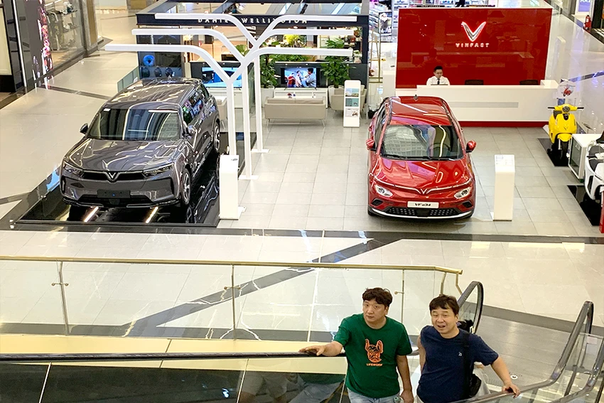 VinFast - hãng xe điện của Việt Nam đã chào sân ấn tượng trên sàn Nasdaq (Mỹ) hôm 15-8. Ảnh: PM VinFast - hãng xe điện của Việt Nam đã chào sân ấn tượng trên sàn Nasdaq (Mỹ) hôm 15-8. Ảnh: PM