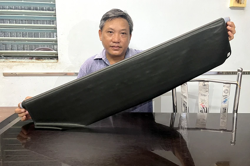 w-p13-niu-giu-cac-lang-nghe-bai-2-3384-7956.jpg
