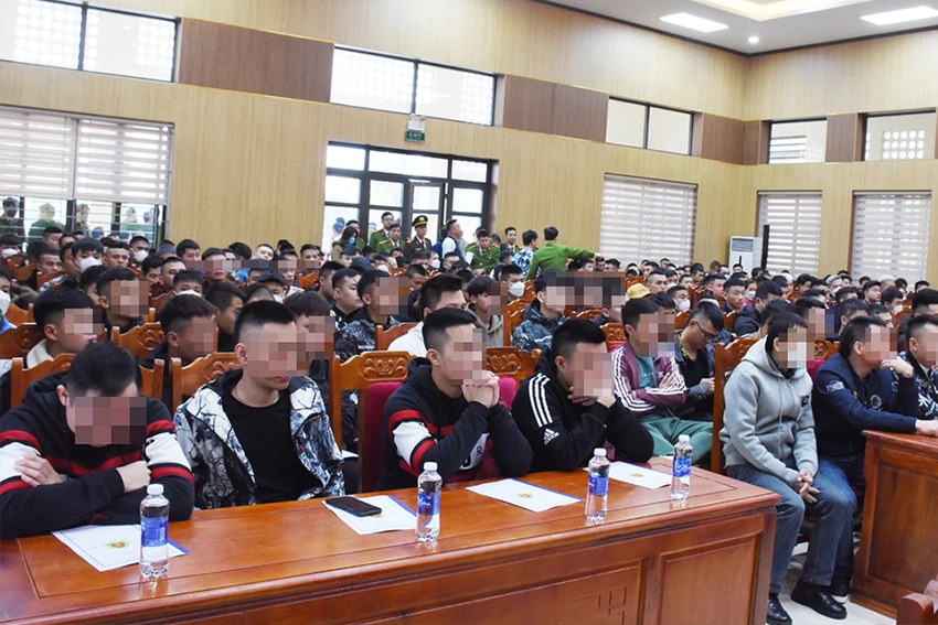 w-p4_phu_dangtrung_minhanh_ttam.jpg