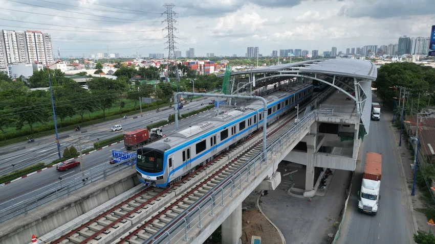 P8-9-ảnh mẩu metro.jpg