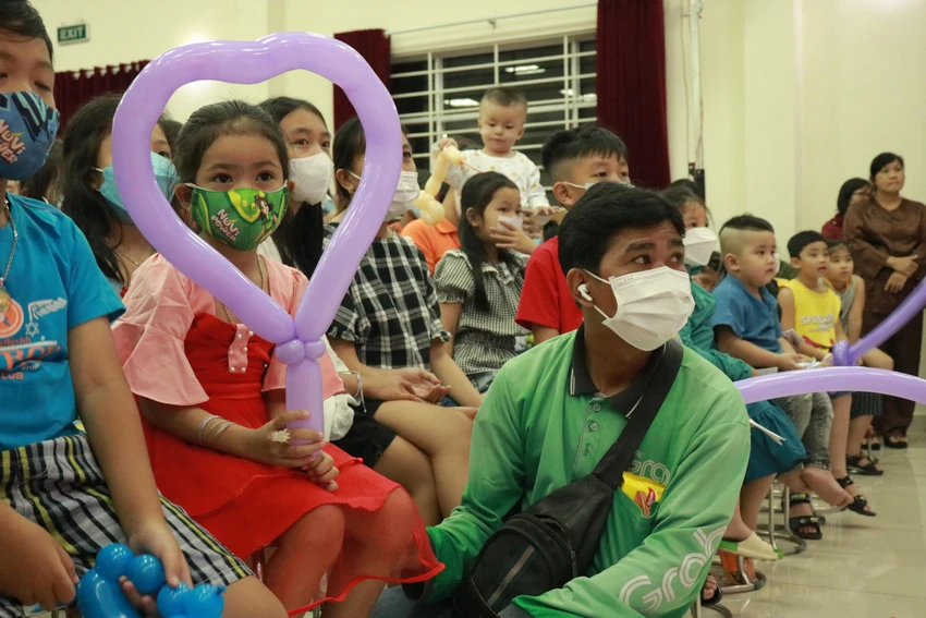 Đây là dịp để phụ huynh và con em được kết nối, thư giãn. Ảnh: VÕ THƠ Đây là dịp để phụ huynh và con em được kết nối, thư giãn. Ảnh: VÕ THƠ