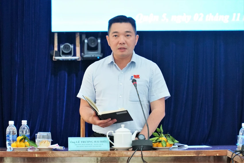 Trưởng Ban Kinh tế - Ngân sách HĐND TP.HCM Lê Trương Hải Hiếu tại buổi làm việc. Ảnh: BẢO PHƯƠNG Trưởng Ban Kinh tế - Ngân sách HĐND TP.HCM Lê Trương Hải Hiếu tại buổi làm việc. Ảnh: BẢO PHƯƠNG