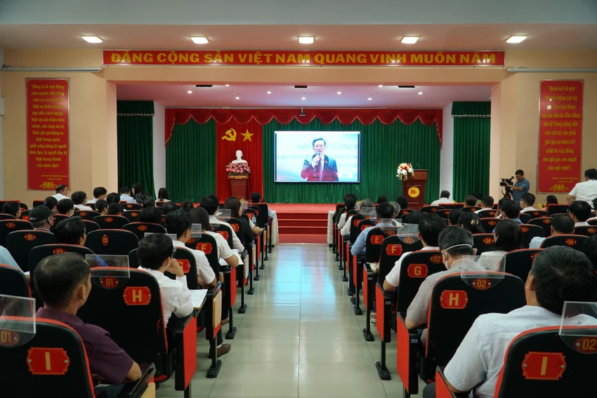 Toàn cảnh hội nghị. Ảnh: BẢO PHƯƠNG Toàn cảnh hội nghị. Ảnh: BẢO PHƯƠNG