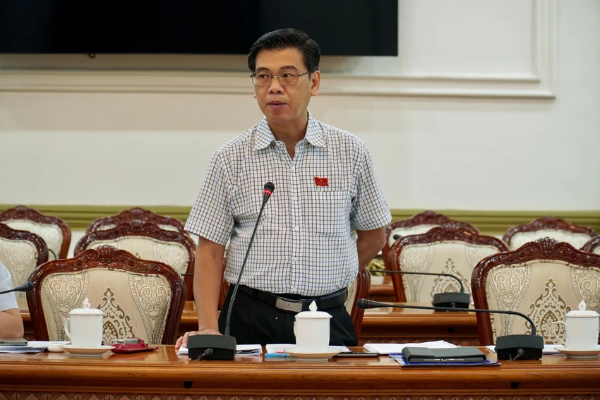 Phó chủ tịch HĐND TP Nguyễn Văn Dũng phát biểu tại buổi giám sát. Ảnh: BẢO PHƯƠNG Phó chủ tịch HĐND TP Nguyễn Văn Dũng phát biểu tại buổi giám sát. Ảnh: BẢO PHƯƠNG