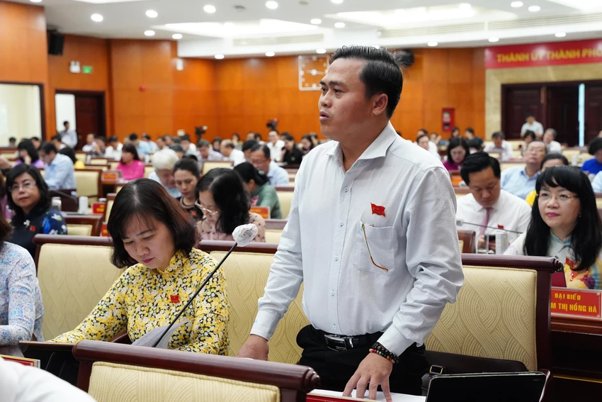 Chủ tịch TP Thủ Đức trả lời về các dự án chậm tiến độ trên địa bàn ảnh 1 Chủ tịch TP Thủ Đức trả lời về các dự án chậm tiến độ trên địa bàn ảnh 1