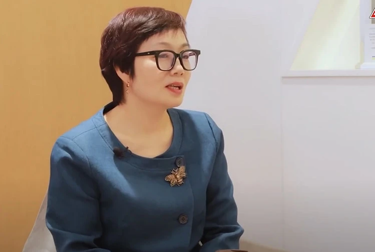 Bà Trần Thị Nguyệt Oanh, Giám đốc Nhân sự HSBC Việt Nam nói về vai trò của AI trong tương lai. Bà Trần Thị Nguyệt Oanh, Giám đốc Nhân sự HSBC Việt Nam nói về vai trò của AI trong tương lai.