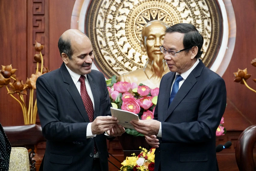 Ông Sandeep Arya cho rằng hai nước đang có rất nhiều cơ hội để phát triển cùng nhau trong thời gian tới. Ảnh: BẢO PHƯƠNG Ông Sandeep Arya cho rằng hai nước đang có rất nhiều cơ hội để phát triển cùng nhau trong thời gian tới. Ảnh: BẢO PHƯƠNG
