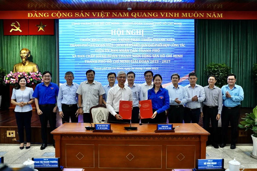 UBND TP.HCM và Thành đoàn TP.HCM đã ký kết quy chế phối hợp công tác giai đoạn 2023 - 2027. Ảnh: BẢO PHƯƠNG UBND TP.HCM và Thành đoàn TP.HCM đã ký kết quy chế phối hợp công tác giai đoạn 2023 - 2027. Ảnh: BẢO PHƯƠNG