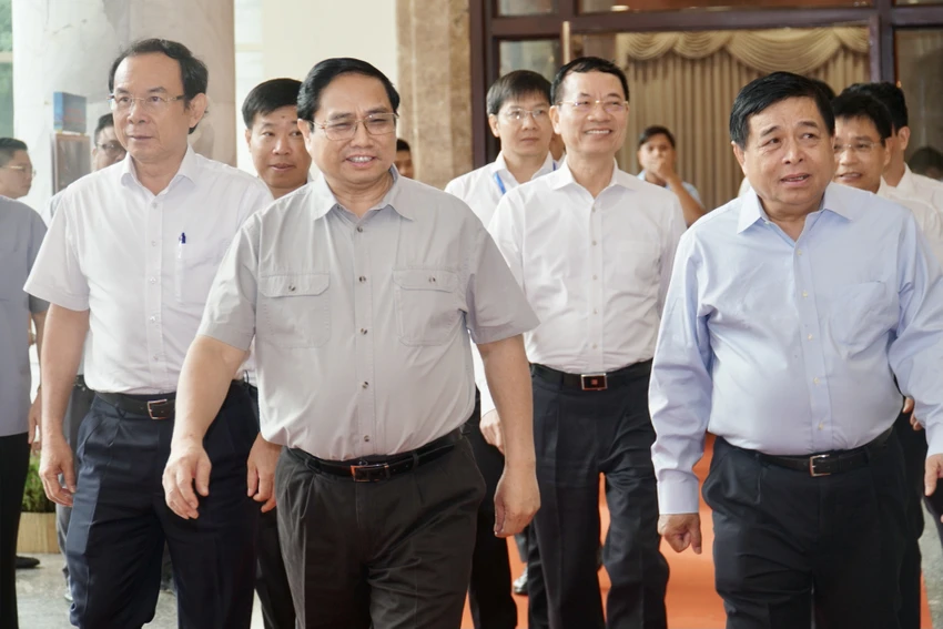 Thủ tướng Phạm Minh Chính chủ trì Hội nghị Hội đồng Điều phối vùng Đông Nam Bộ. Ảnh: BẢO PHƯƠNG