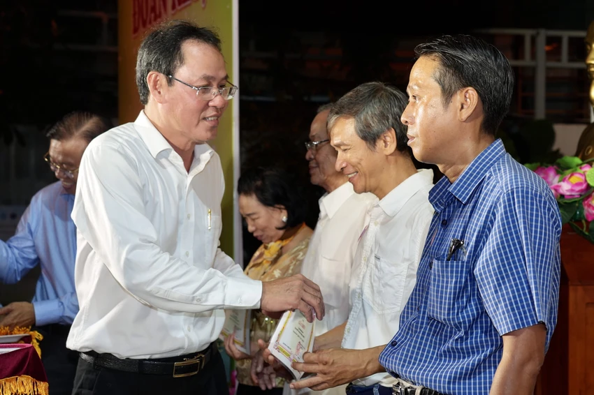 pho-bi-thu-tp.hcm-nguyen-ho-hai-2.jpg
