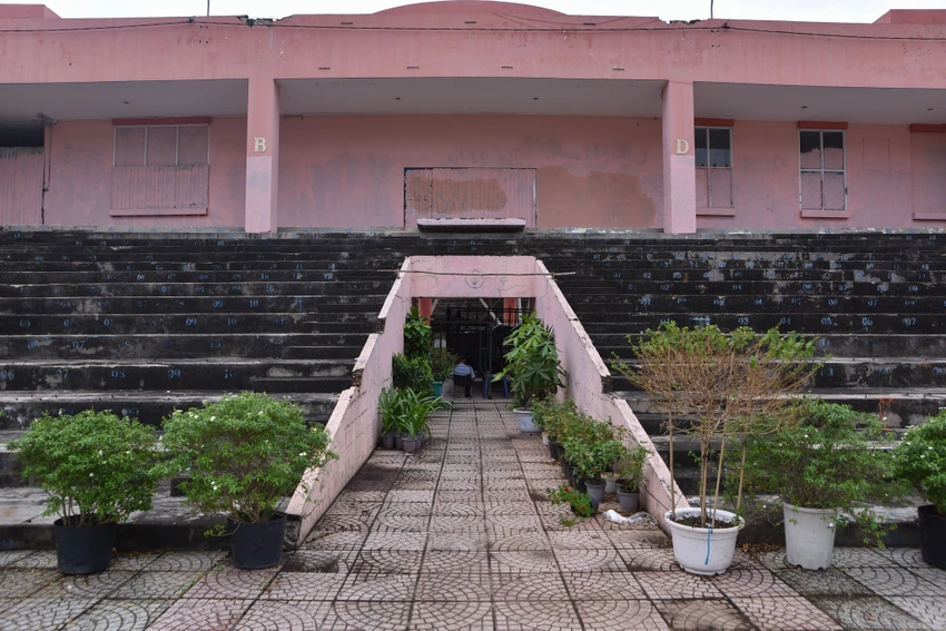 san-khau-sen-hong-11.jpg