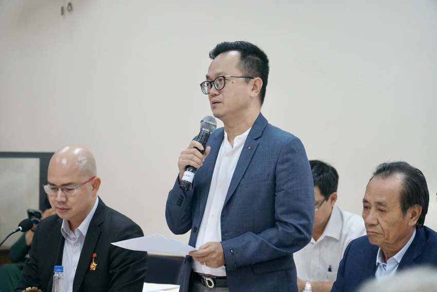 nguoi-lao-dong-lam-viec-o-nuoc-ngoai-2.JPG