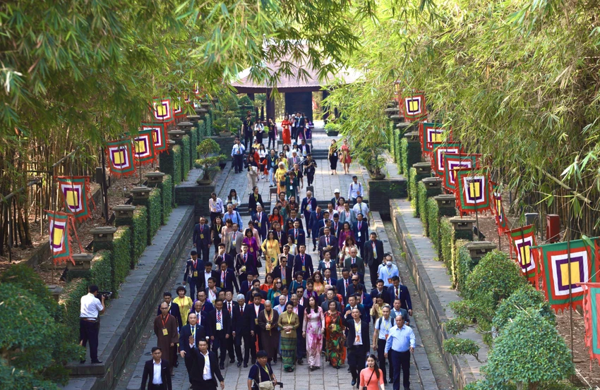 100-kieu-bao-tieu-bieu-6.jpg